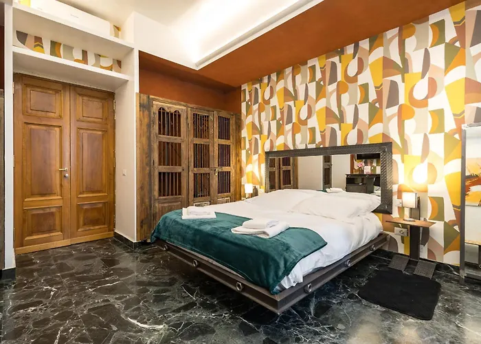Aetius 12 Relais 4*